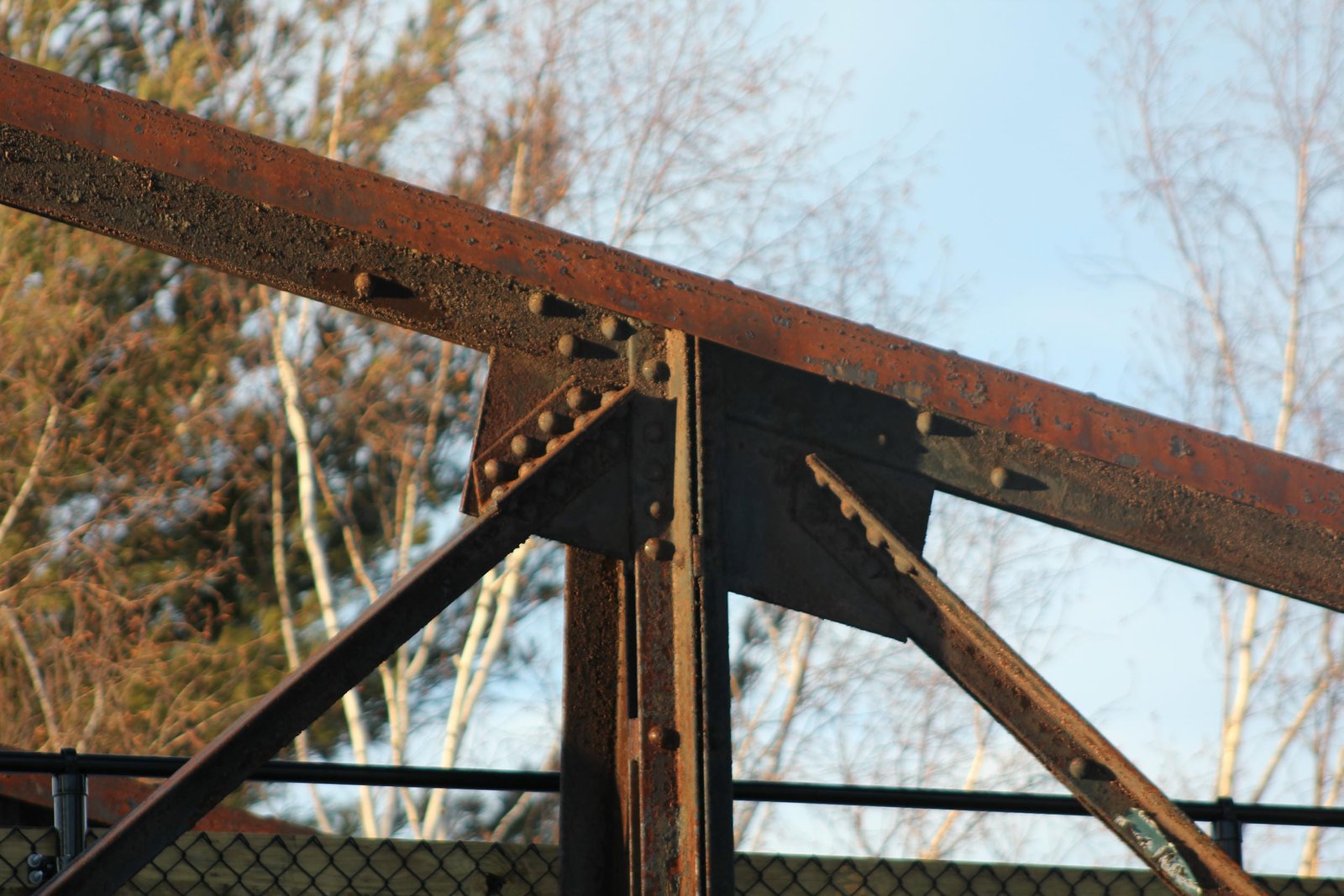 Upper connection